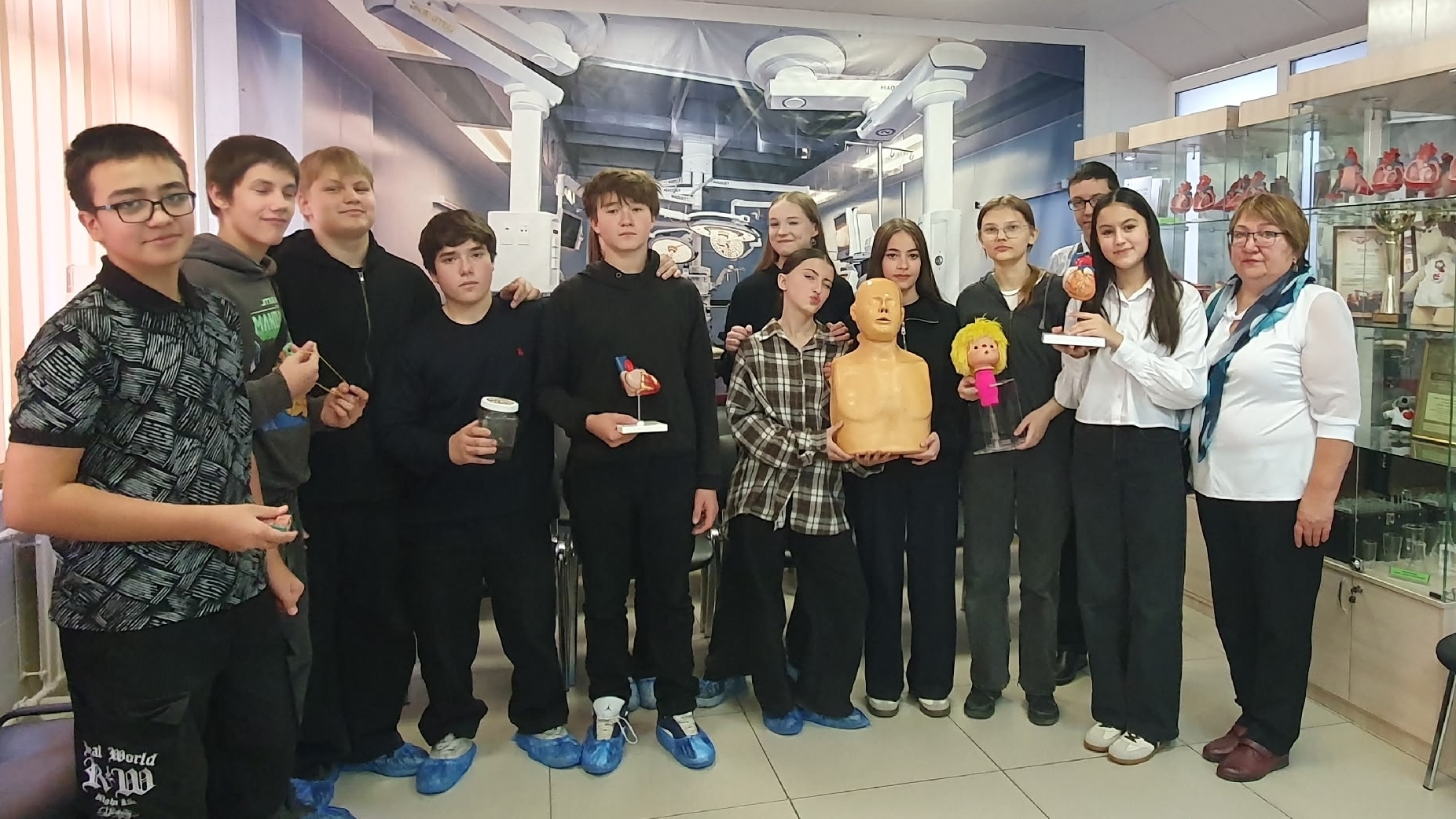 Восьмиклассники побывали в Музее сердца и освоили азы сердечно-легочной реанимации